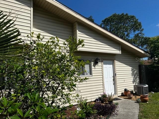 1049 Spring Meadow Dr., Kissimmee, FL 34741