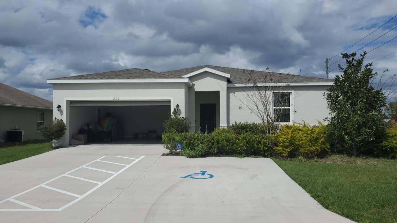 201 Genoa Ct., Kissimmee, FL 34758