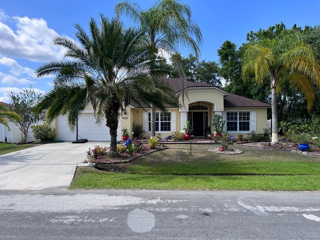 910 Albertville Ct., Kissimmee, FL 34759