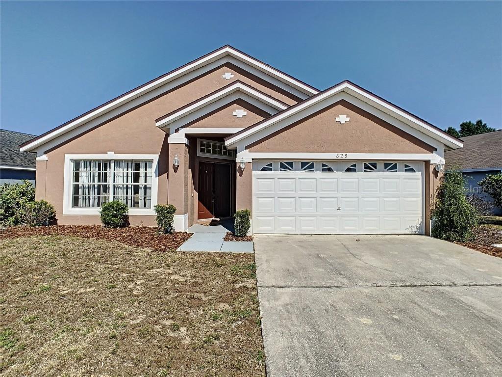 329 Sir Phillips Dr., Davenport, FL 33837