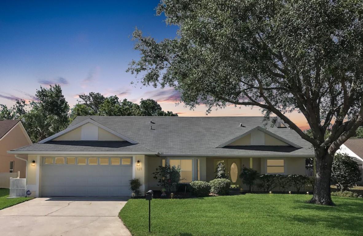 121 Oak Chase Pl., Davenport, FL 33896