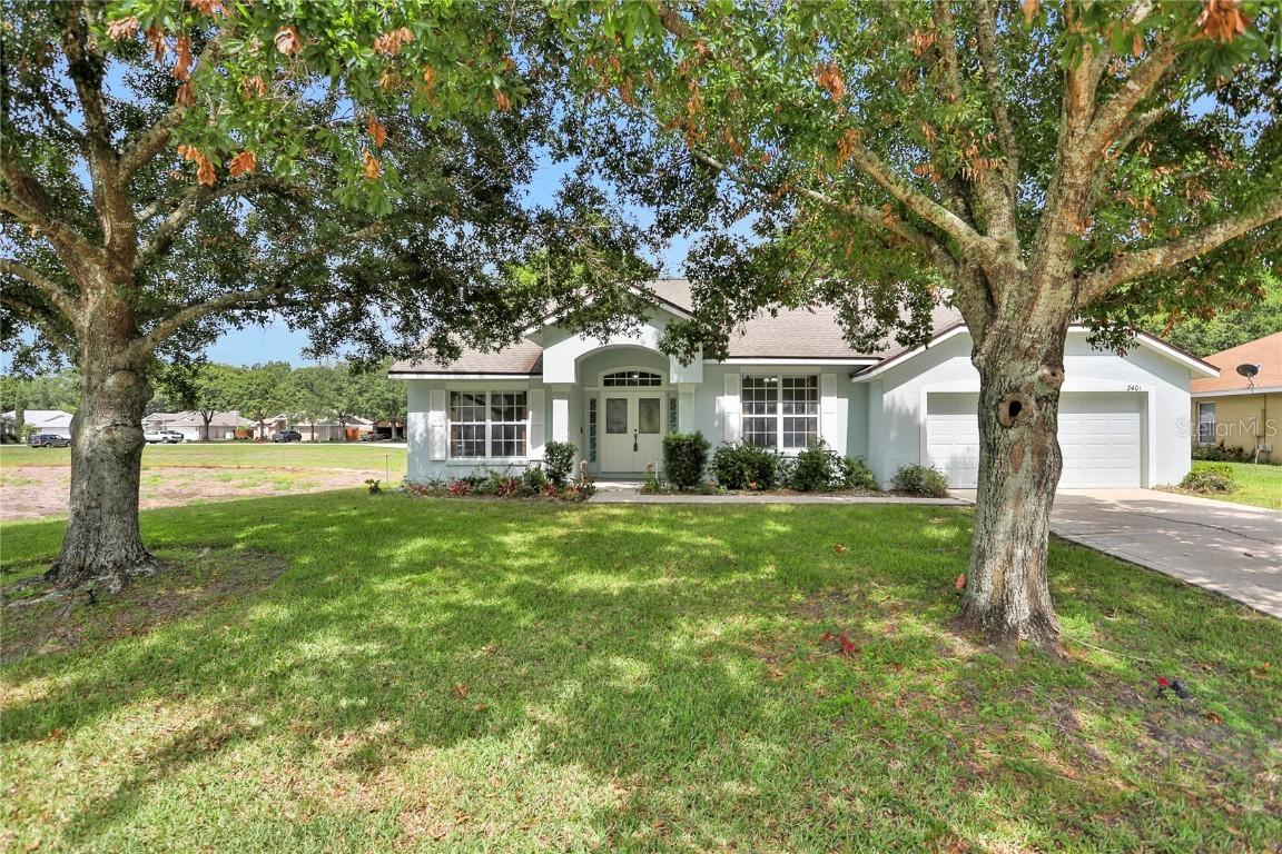 2401 Gables Dr., Eustis, FL 32726