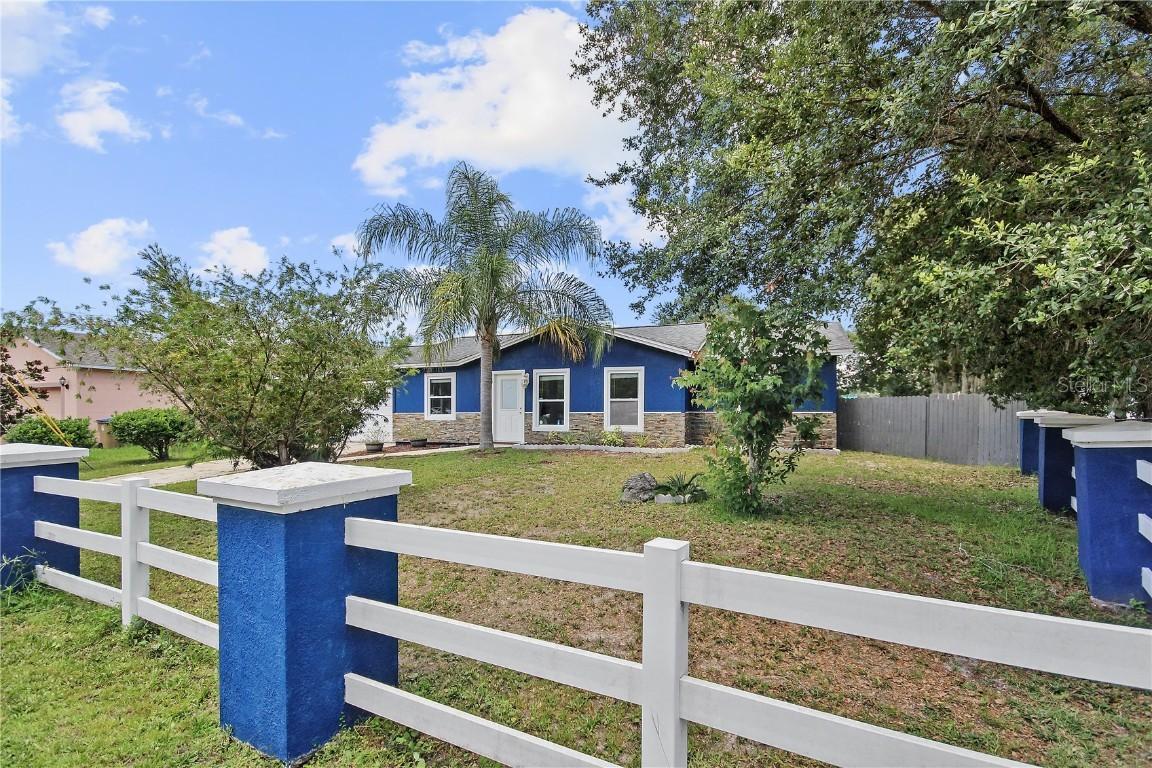 609 Escondido Ct., Kissimmee, FL 34758