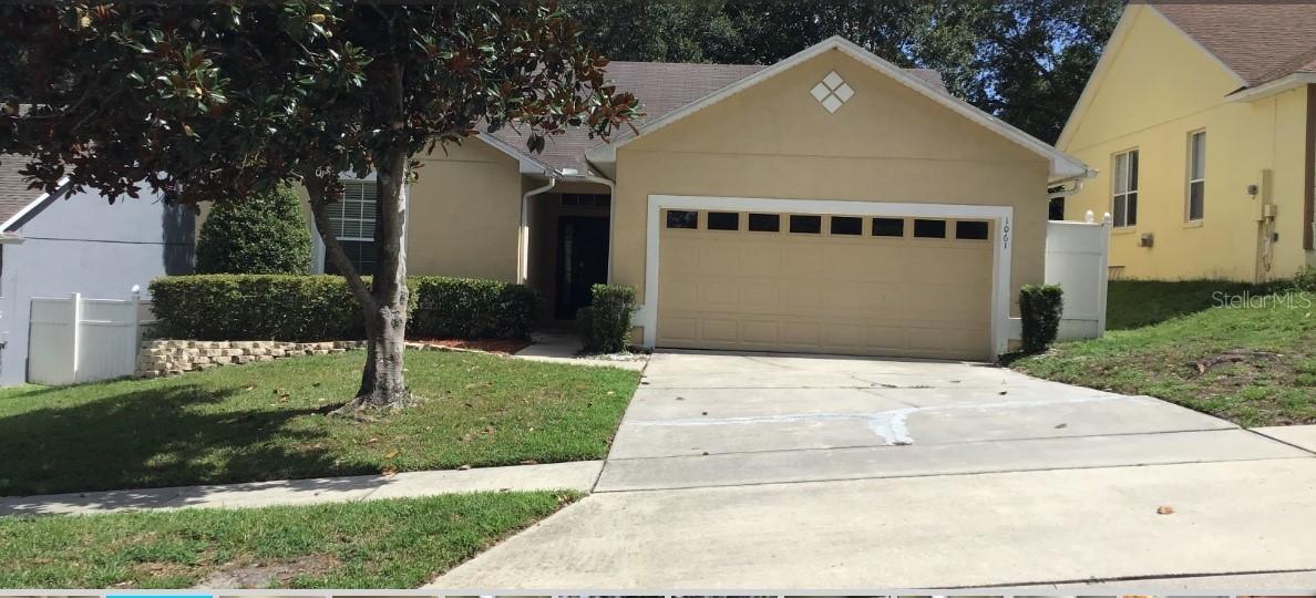 1061 Dekleva Dr., Apopka, FL 32712