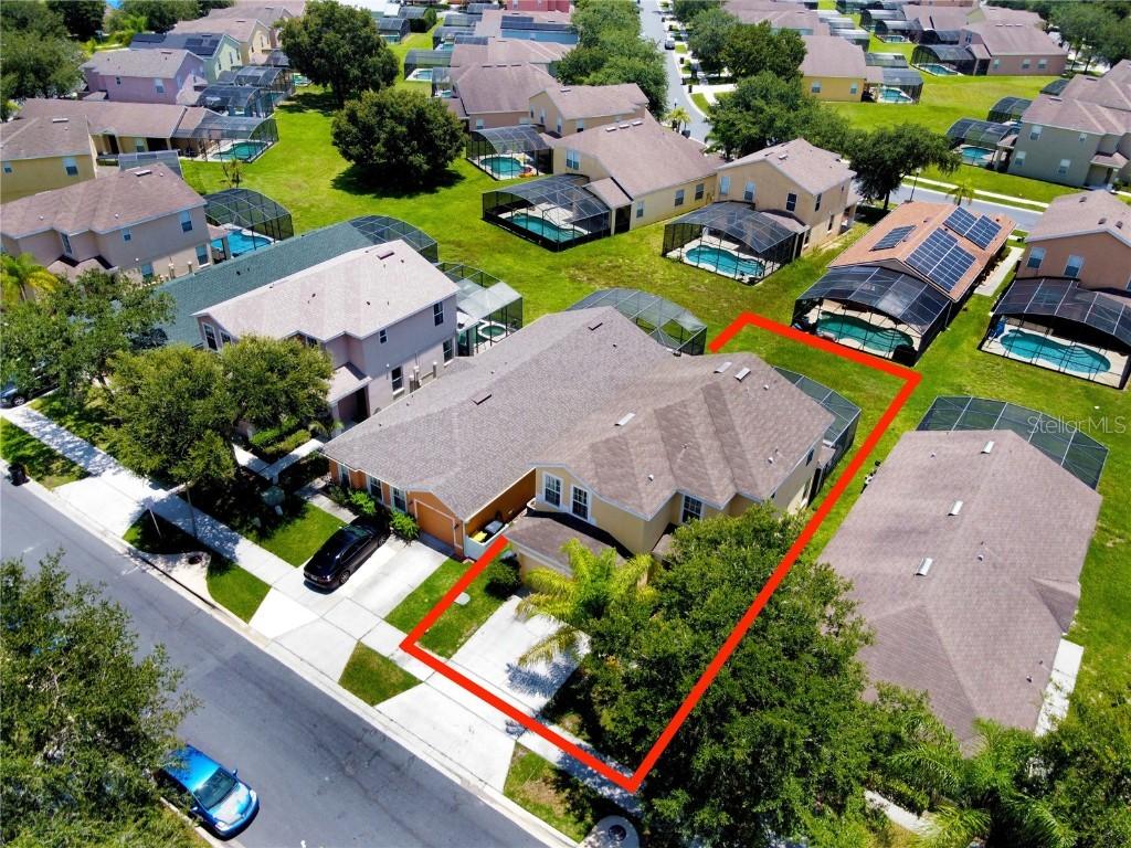 123 Blue Jay Way, Davenport, FL 33896