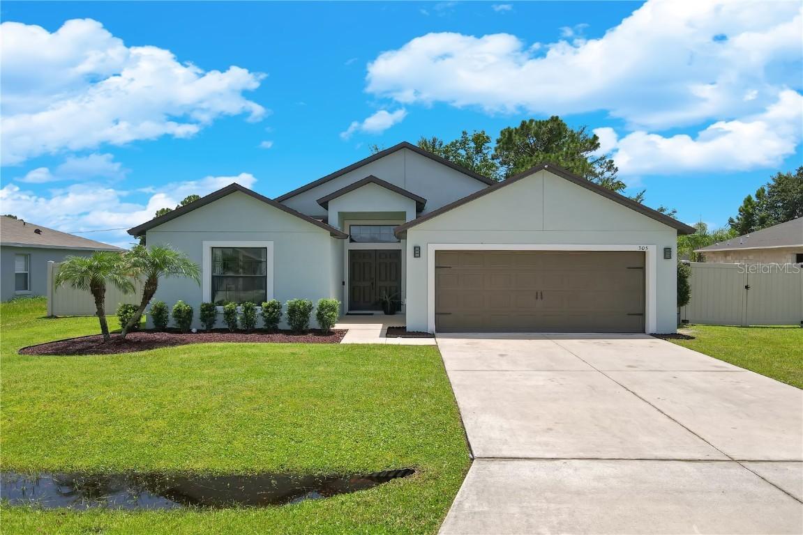 305 Chelmsford Ct, Kissimmee, FL 34758