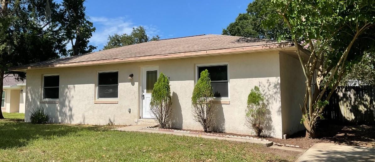 3219 Pine Tree Dr., Edgewater, FL 32141