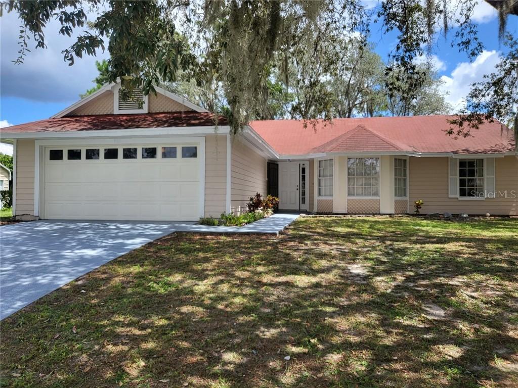 422 Allspice Ct., Kissimmee, FL 34759