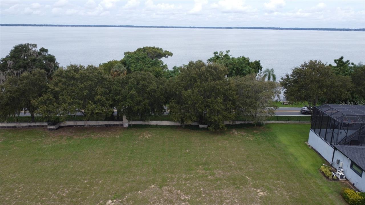 3231 Landing View, Tavares, FL 32778