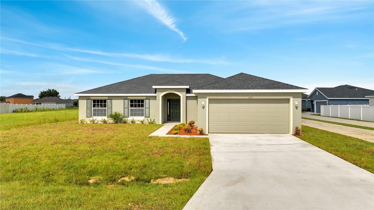526 Bristol Cir., Kissimmee, FL 34758