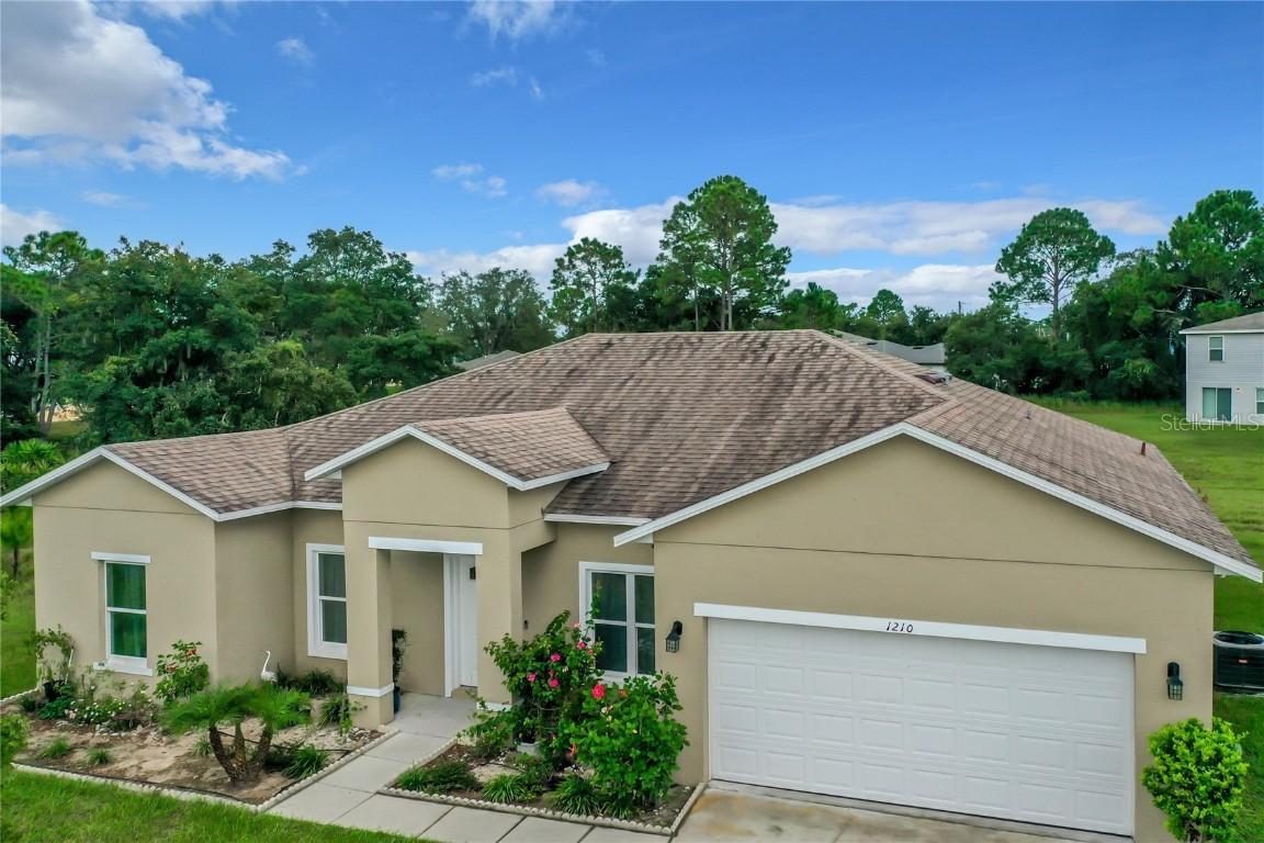 1210 Hudson Harbor Ln., Poinciana, FL 34759