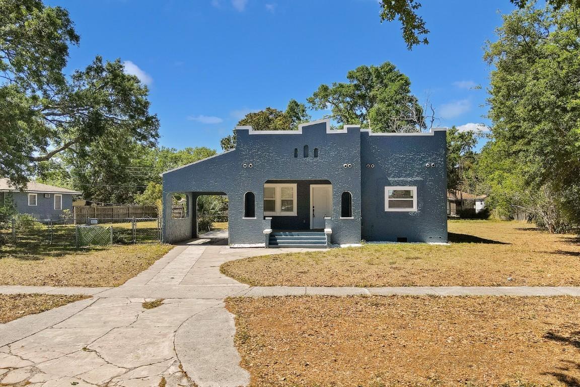 628 Shore Acres Dr., Lakeland, FL 33801