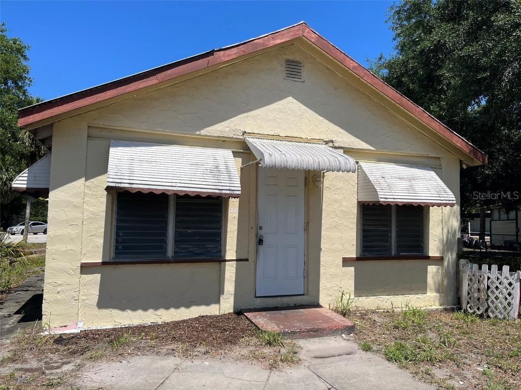 205 W Sproule Ave., Kissimmee, FL 34741