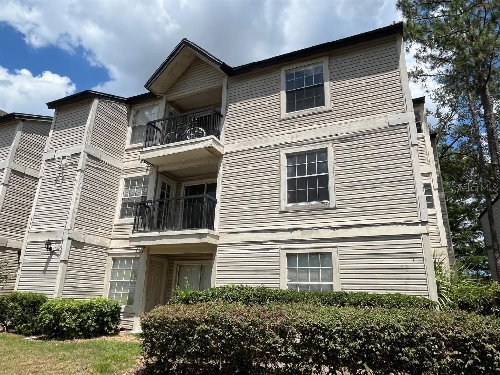 1932 Lake Atriums Cir. #84, Orlando, FL 32839