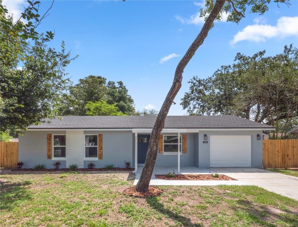 6112 Crews Lake Rd., Lakeland, FL 33812