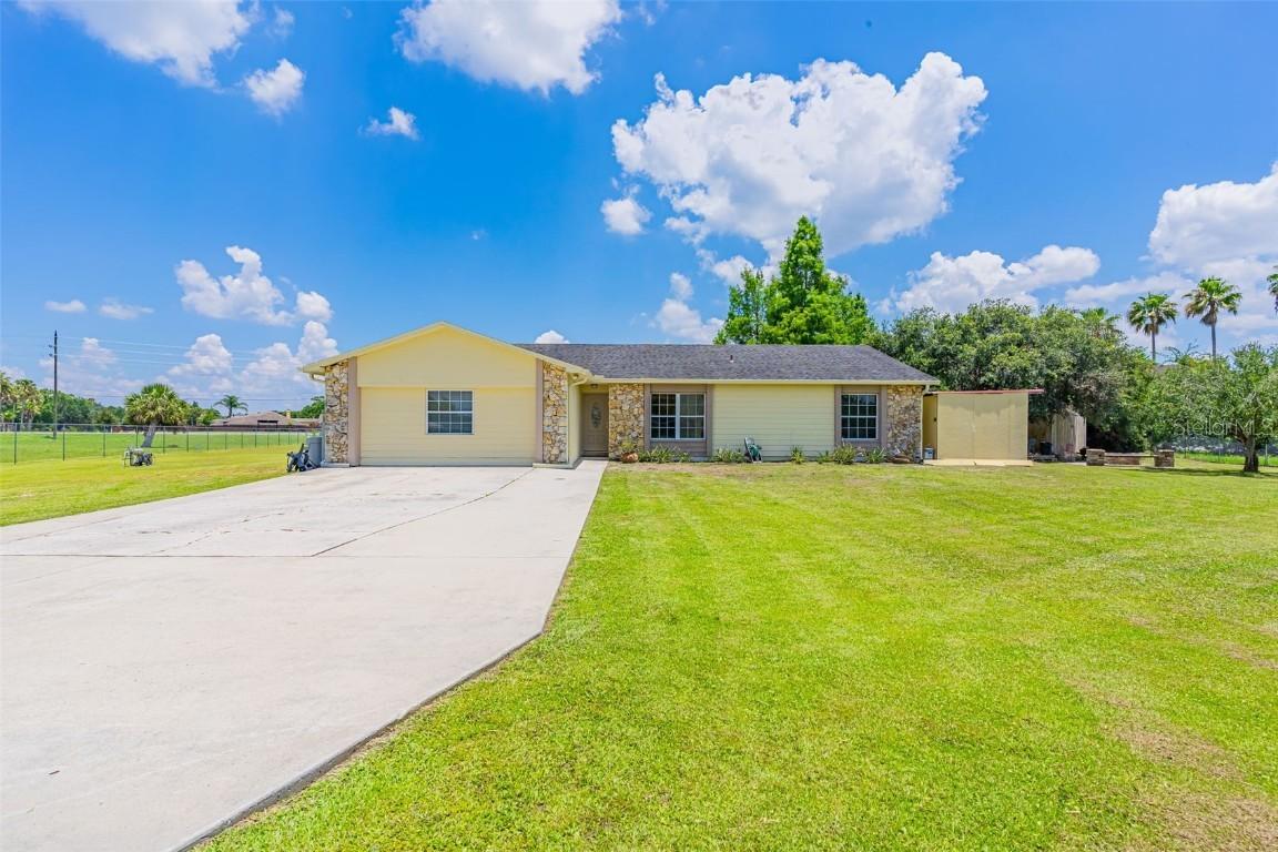 2891 Rodeo Dr., Kissimmee, FL 34746