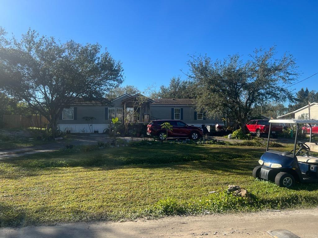 2702 Metro Dr., Ruskin, FL 33570