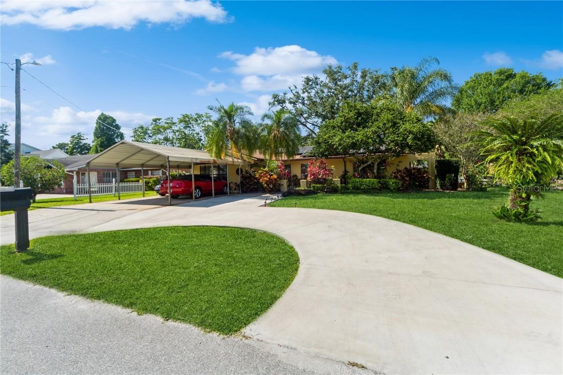 1487 Avenue I, Winter Haven, FL 33880