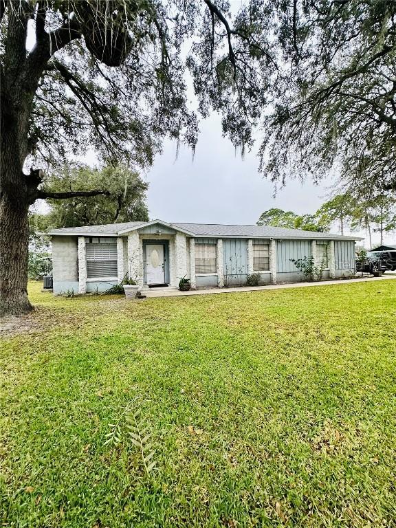 2430 Town And Country Dr., Kissimmee, FL 34744