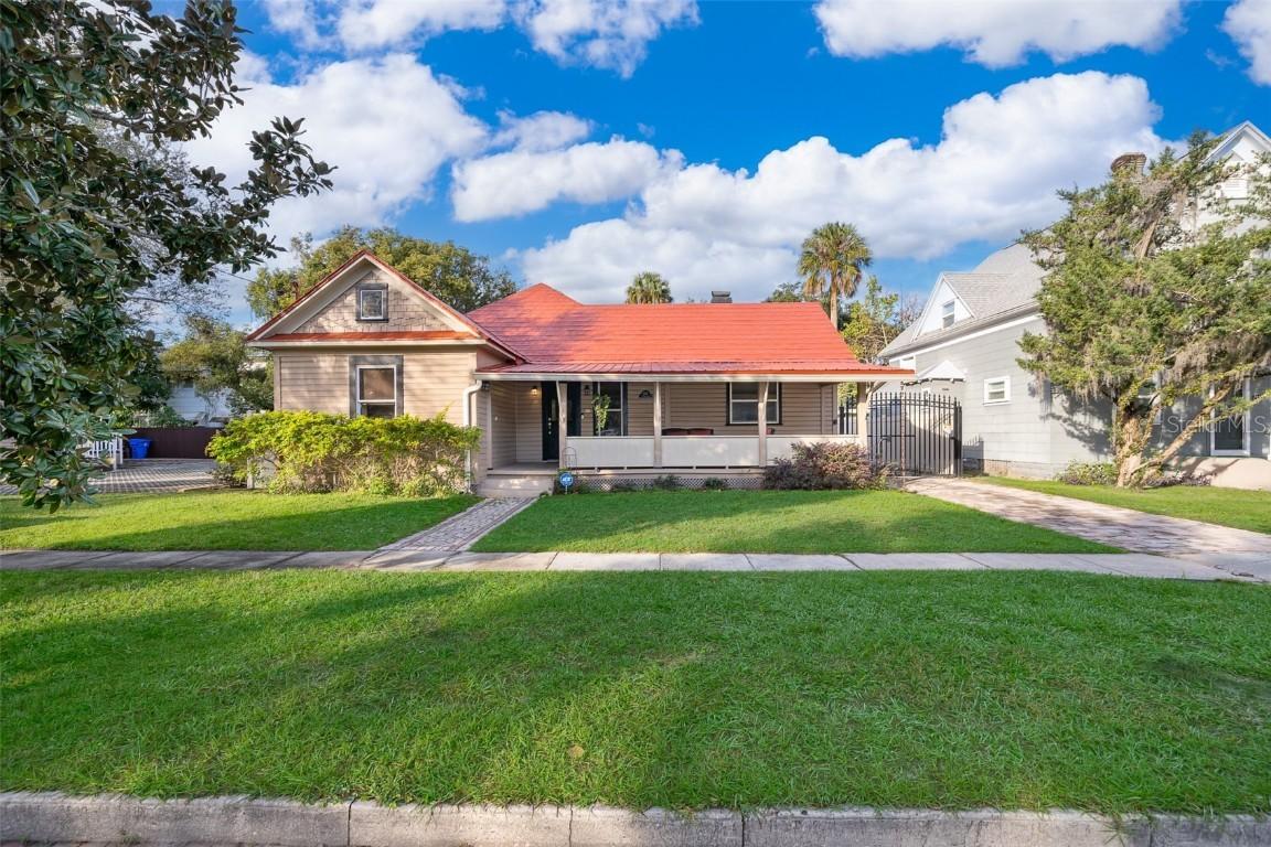 112 N Beaumont Ave., Kissimmee, FL 34741