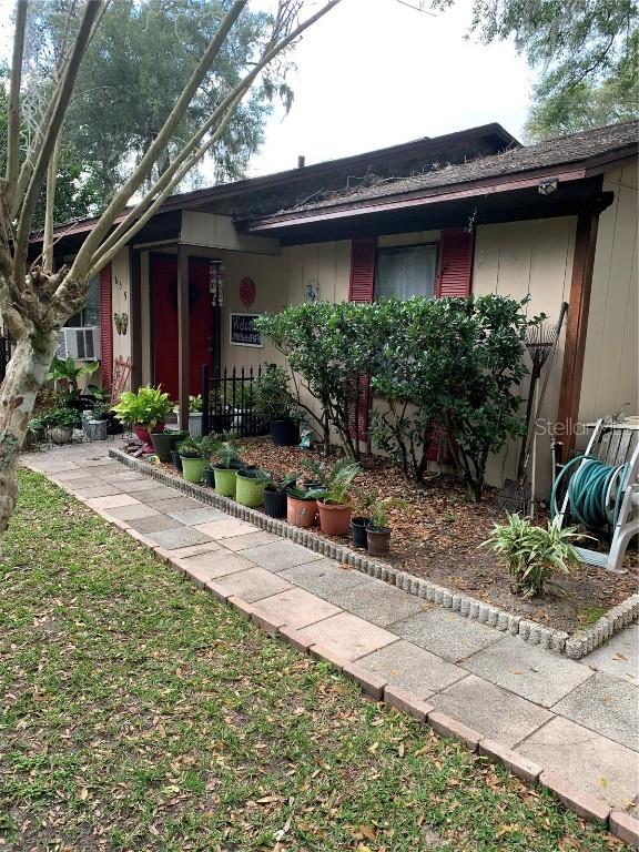 855 Hughey St., Apopka, FL 32703