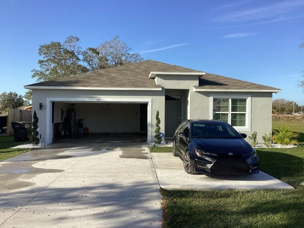 627 Crane Dr., Kissimmee, FL 34759