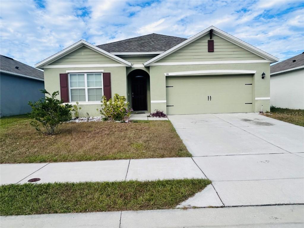 191 Emanuelle Dr., Winter Haven, FL 33884