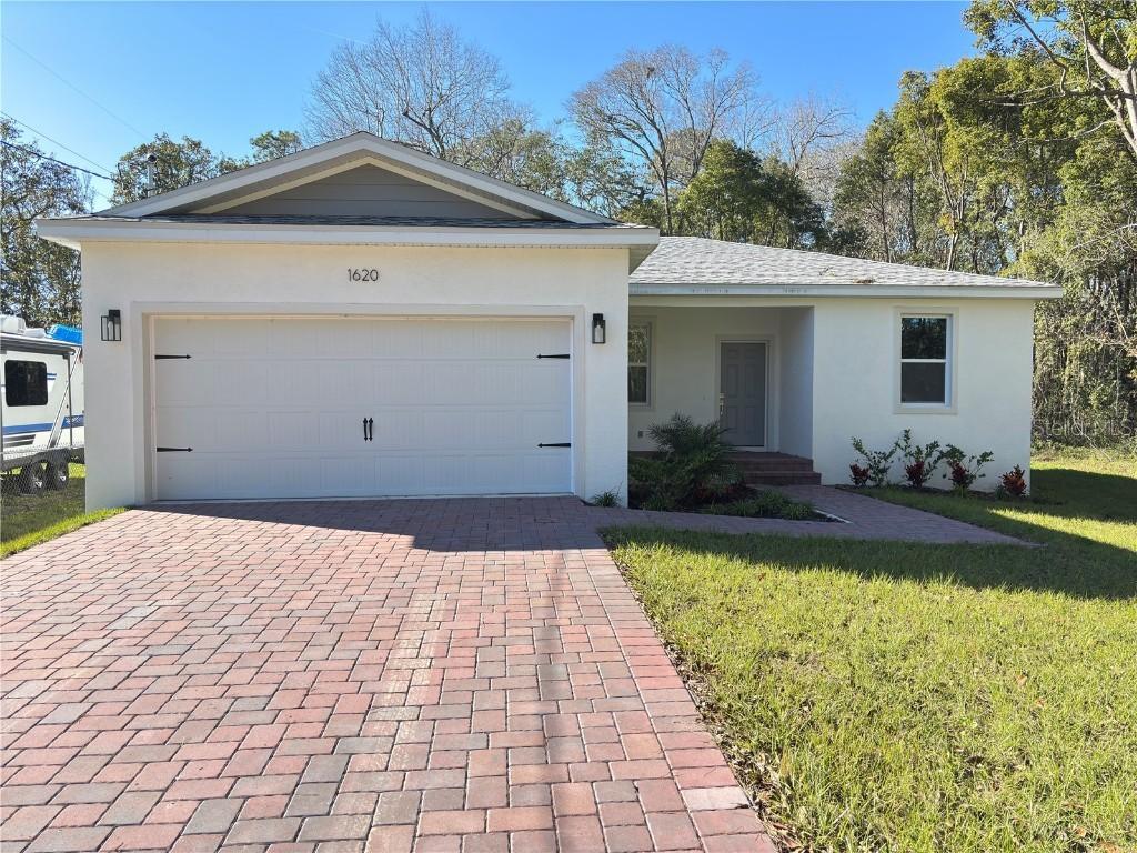 1620 9th Ave., Deland, FL 32724