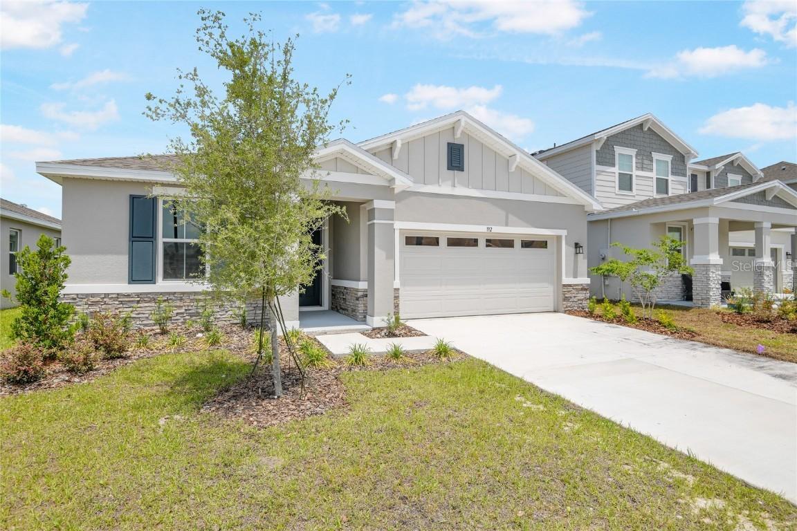 192 Flag Lilly Ln., Umatilla, FL 32784