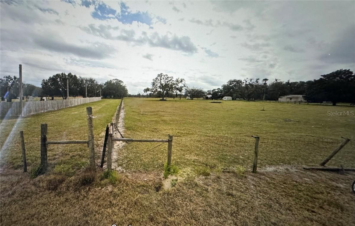 3322 Eric James Ct., Lithia, FL 33547