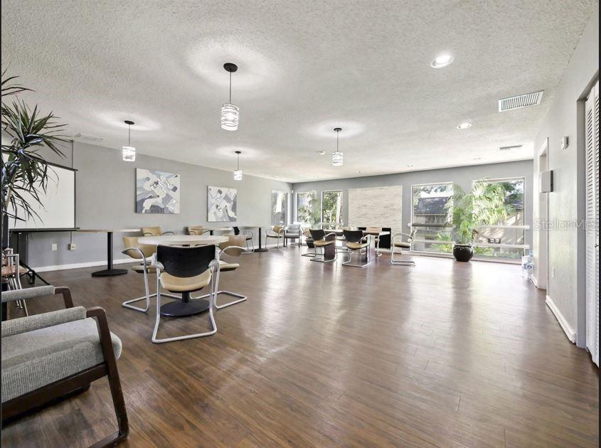 4113 S Semoran Blvd. #3, Orlando, FL 32822