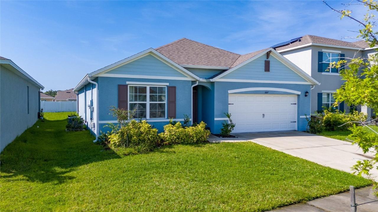 1687 Park Side Ave., Kissimmee, FL 34744