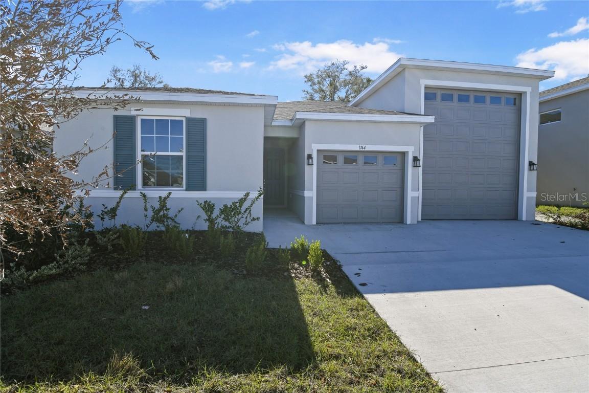 1744 Carnelian St., Deland, FL 32720