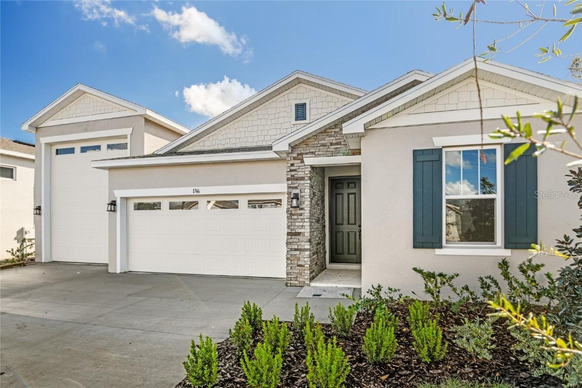 1746 Carnelian St., Deland, FL 32720