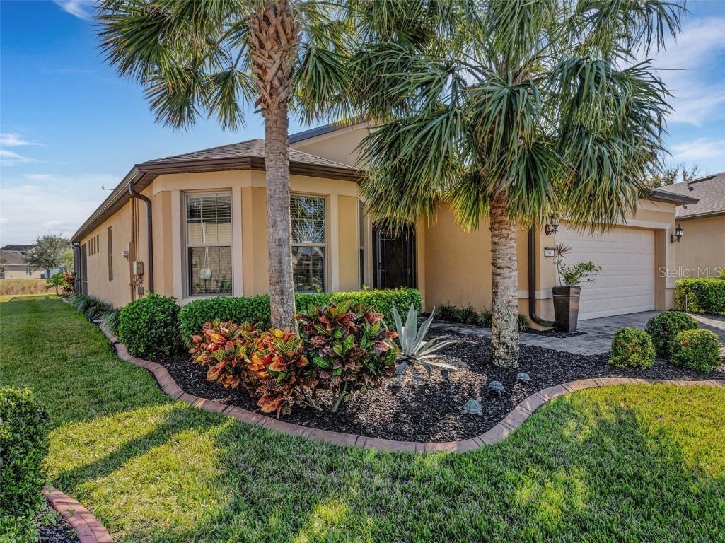 580 Cantabria Dr., Davenport, FL 33837