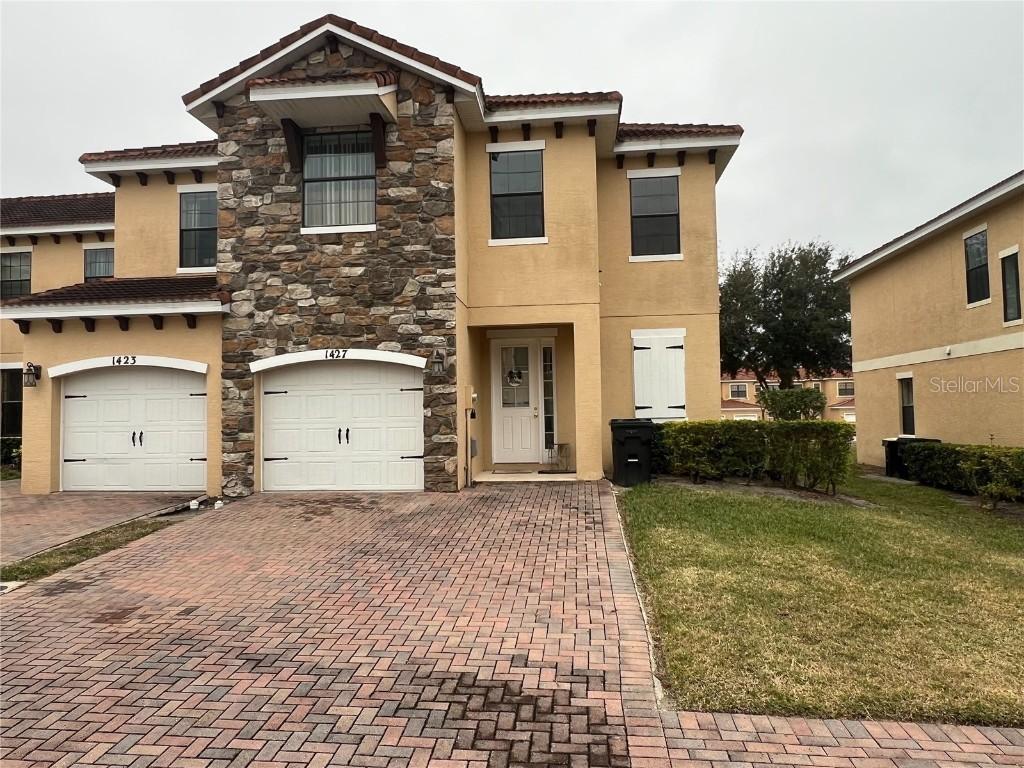 1427 Pacific Rd., Kissimmee, FL 34759