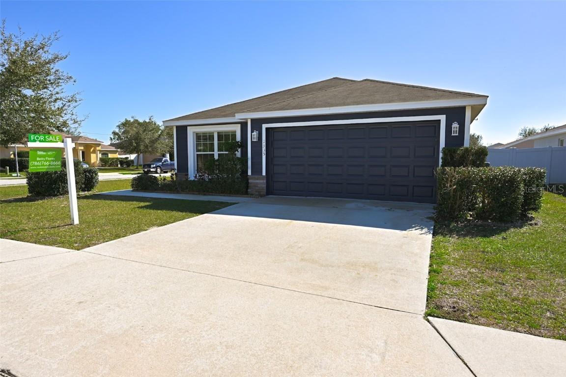 1335 Windward Oaks Loop, Auburndale, FL 33823
