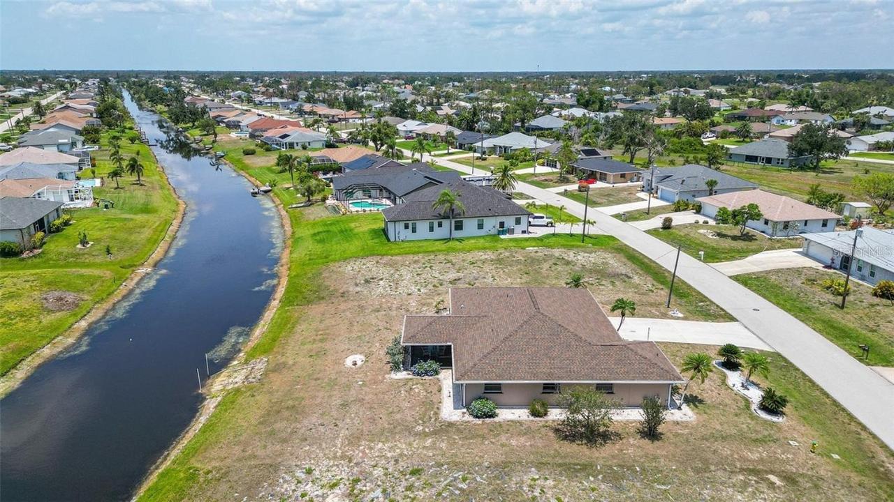 168 Mark Twain Ln., Rotonda West, FL 33947