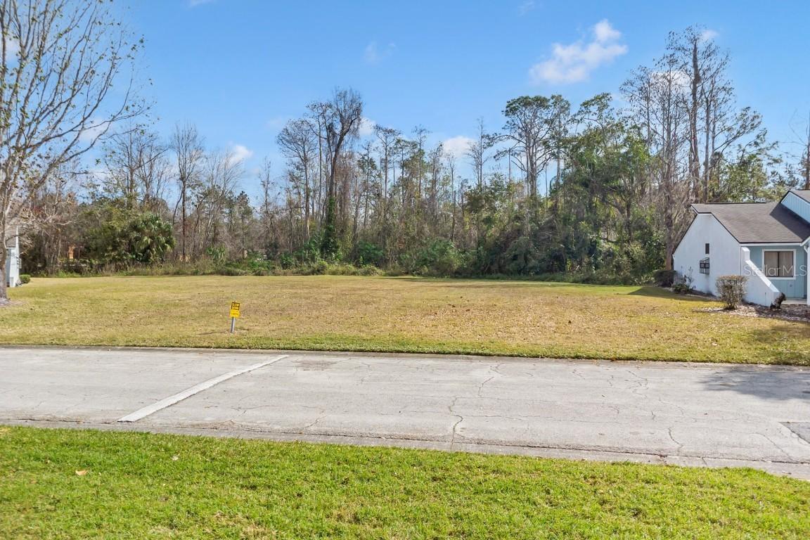 425 Prestwick Pl., Kissimmee, FL 34759