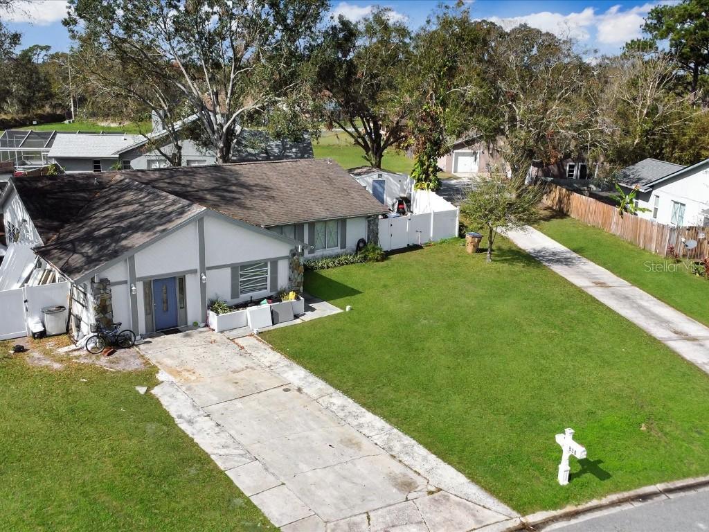 830 E Flag Ln., Kissimmee, FL 34759