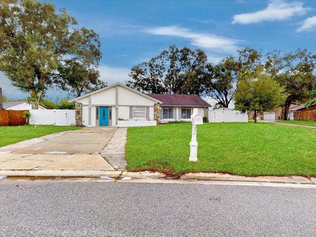 830 E Flag Ln., Kissimmee, FL 34759