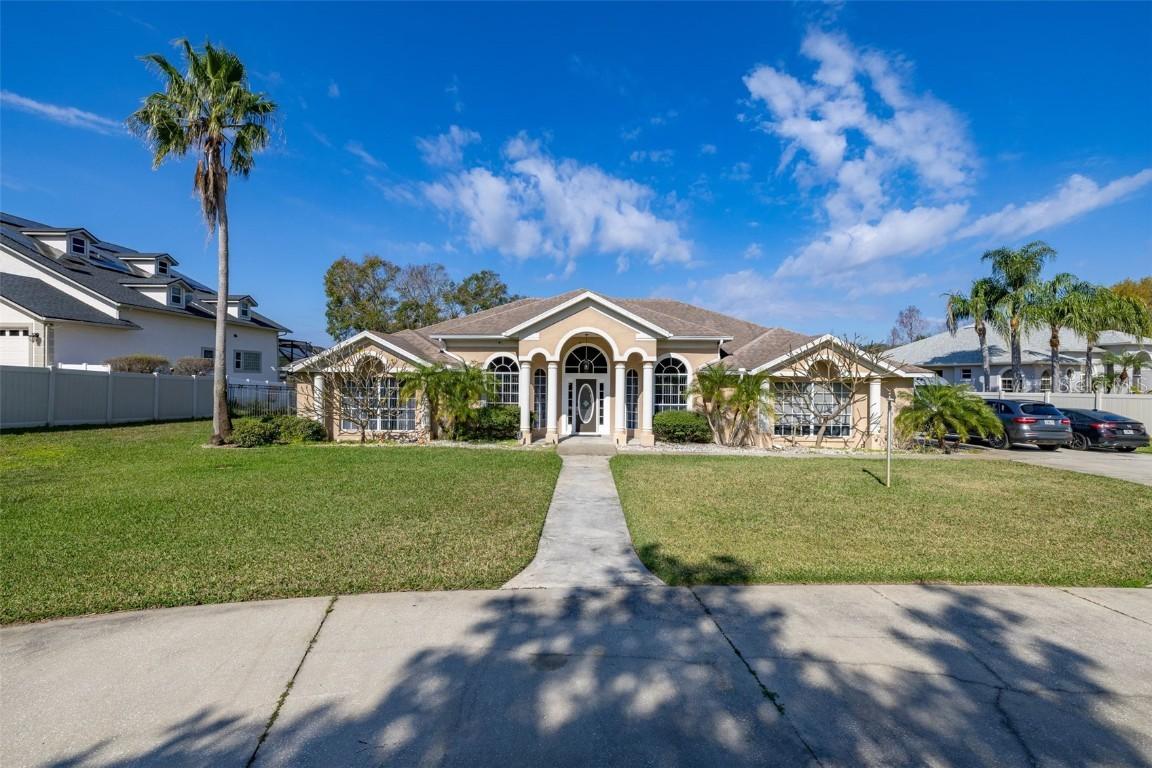 10919 Lakeshore Dr., Clermont, FL 34711