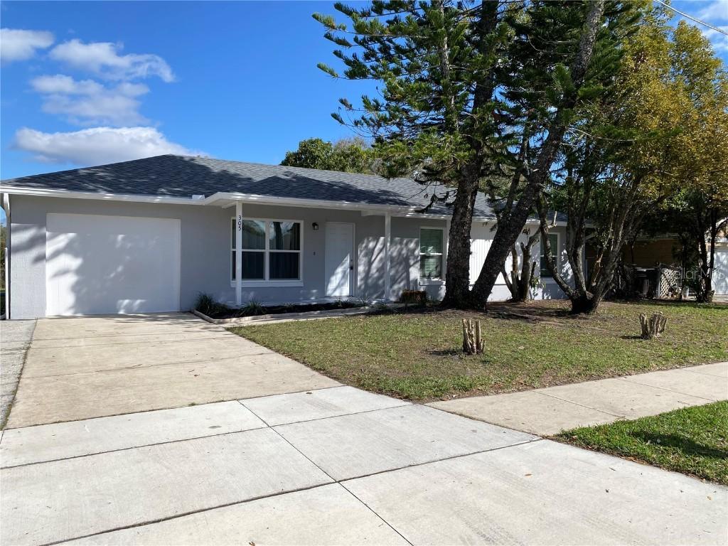 305 S Palm Ave., Kissimmee, FL 34741