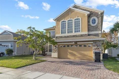 2250 Windcrest Lake Cir., Orlando, FL 32824