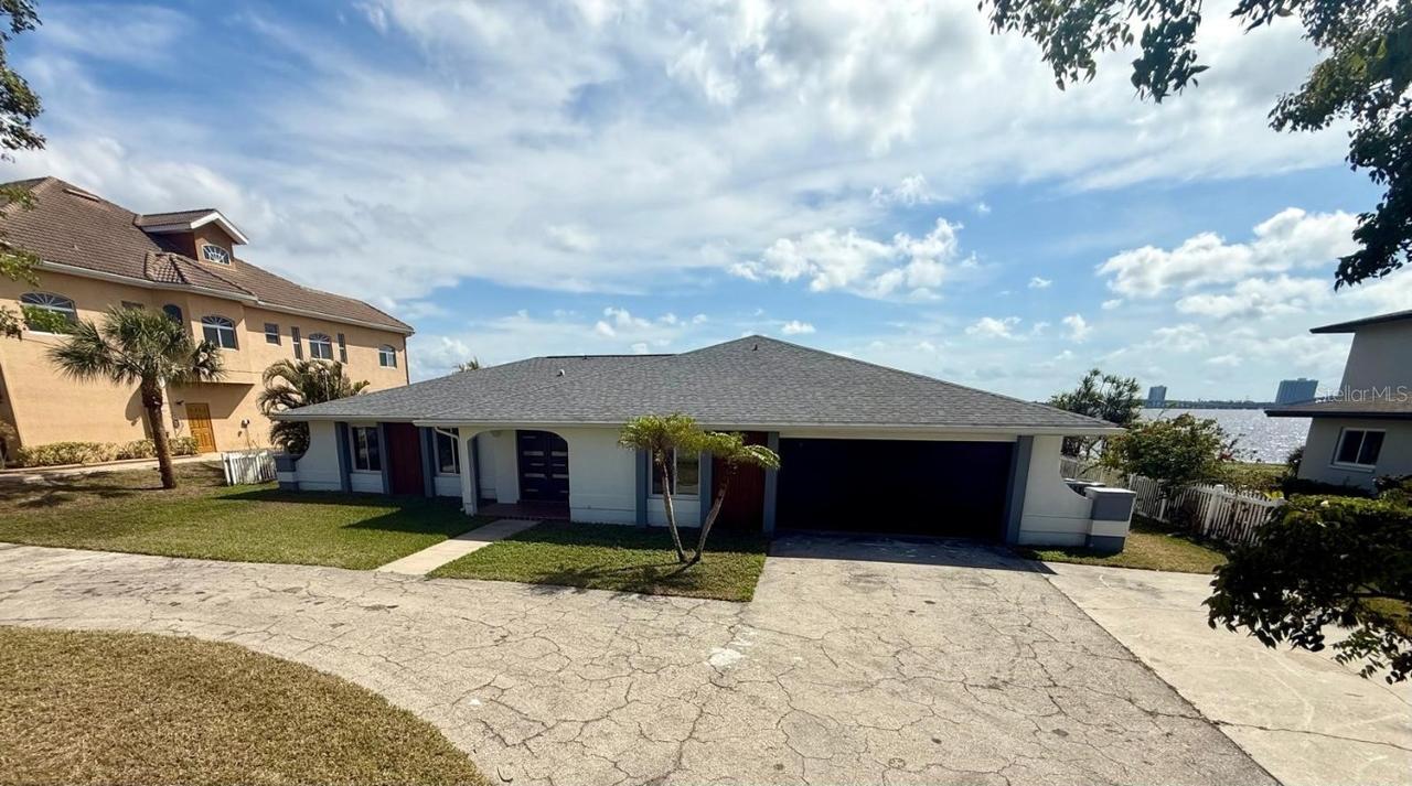 111 E North Shore Ave., North Fort Myers, FL 33917