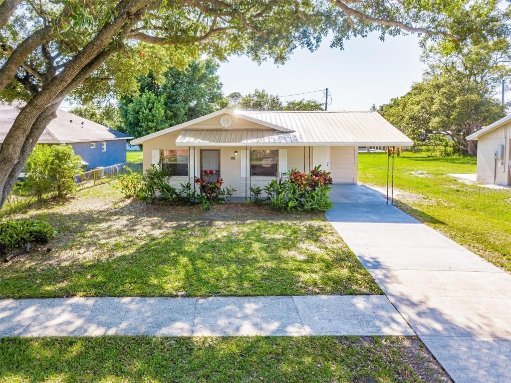1418 Delaware Ave., St Cloud, FL 34769