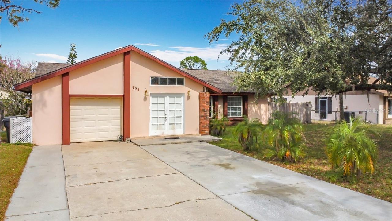 707 Divot Ln., Poinciana, FL 34759