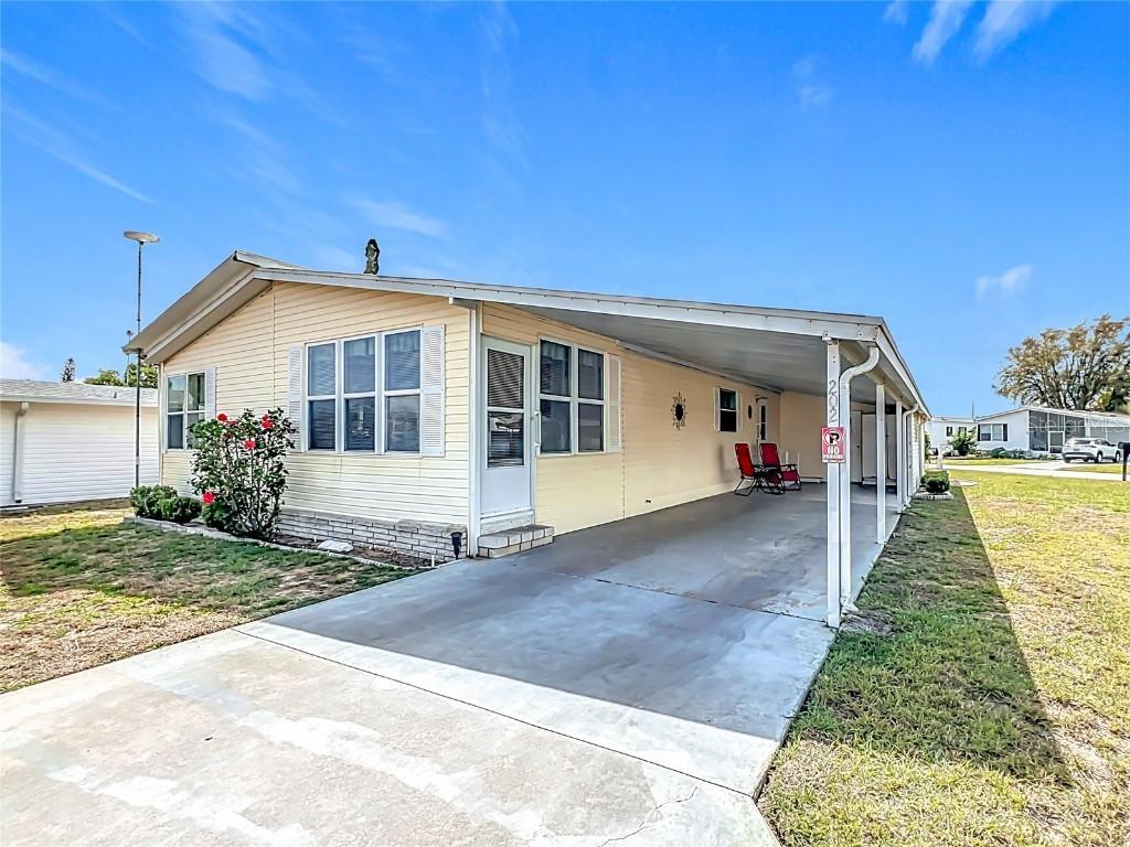 202 Glenwood Dr., Lake Wales, FL 33898