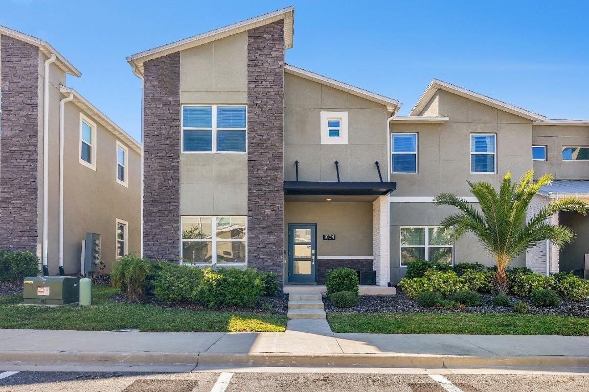1034 Splash Shot Pl., Davenport, FL 33896