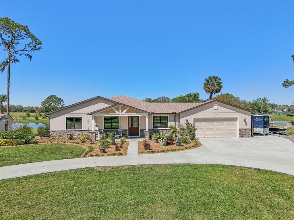 3607 Hidden River Ln., Tavares, FL 32778